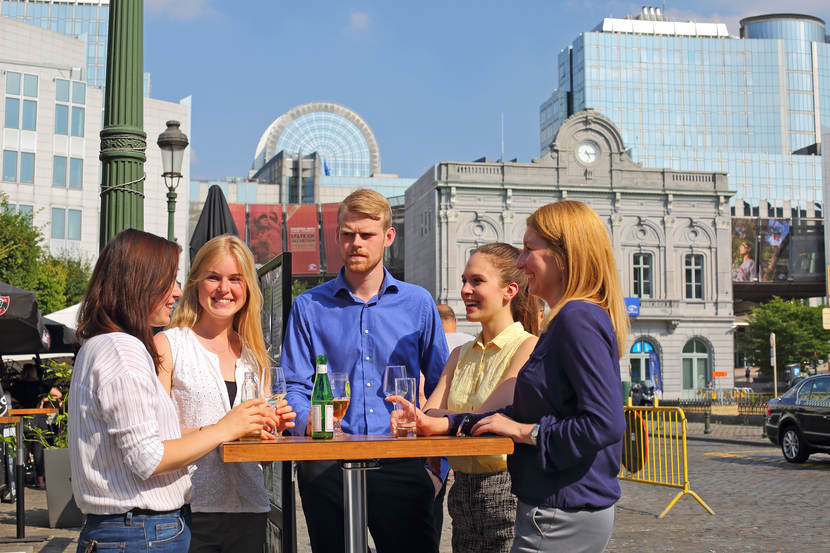 borrel van EU-trainees op Place Lux